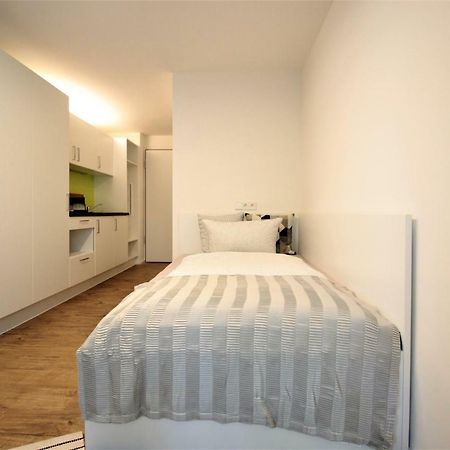 Studio Apartment - Balcony, Netflix, University Hospital Proximity Würzburg Esterno foto