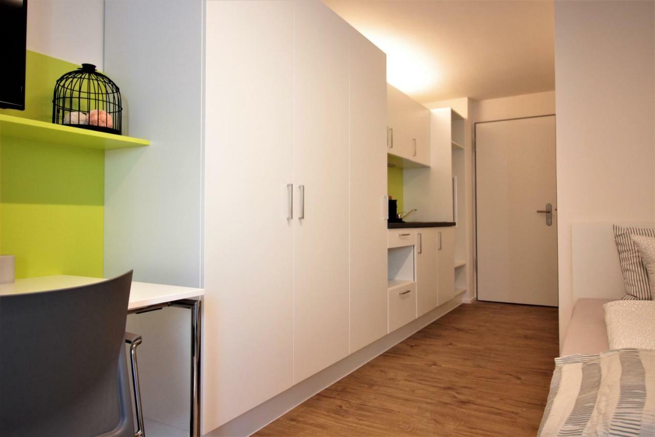 Studio Apartment - Balcony, Netflix, University Hospital Proximity Würzburg Esterno foto